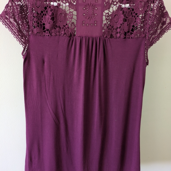 Ricki's Maroon Lace Embellished Top Size S - Picture 7 of 8
